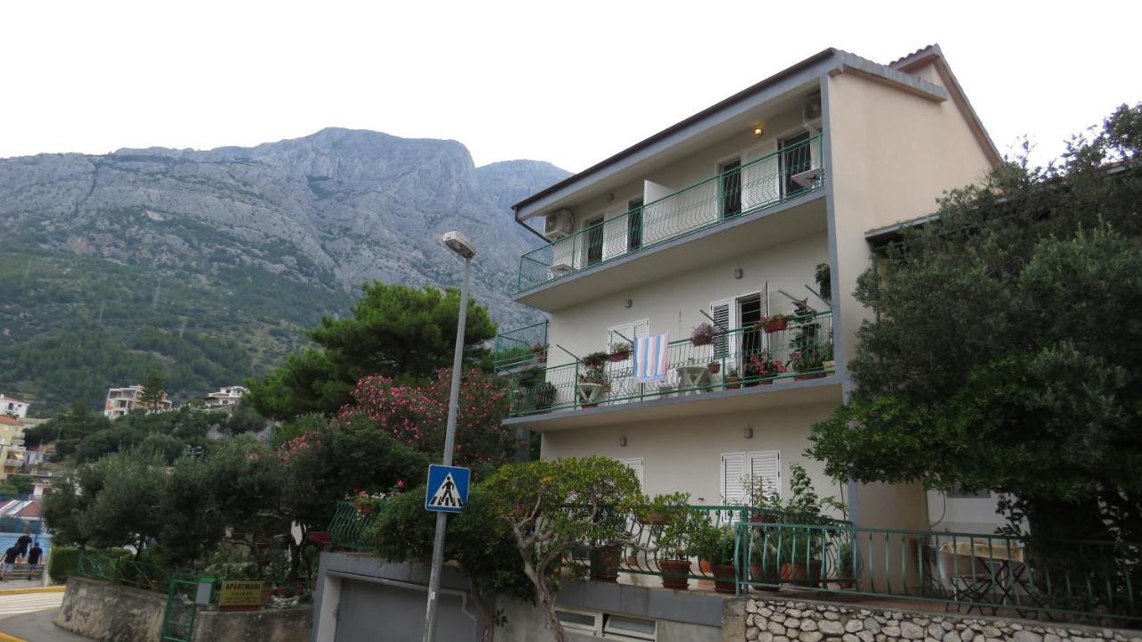 Apartments Caleta Baska Voda Bagian luar foto